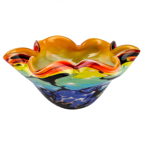 Allura Wavy – a gorgeous mouth-blown centerpiece piece in stunning rich colors with an attractive shape.