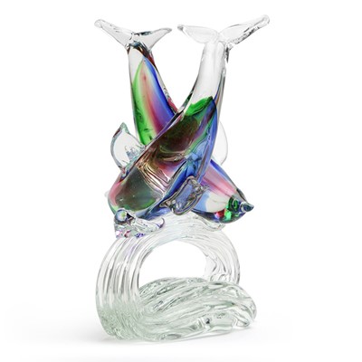 Rainbow Dancing Dolphins – This figurine features two glass dolphins locked in a beautiful display of dance.