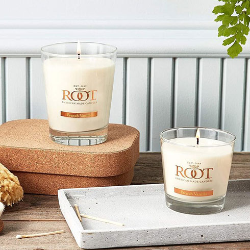 French Vanilla – A classic scent with comforting sweet vanilla beans on a bakery background.